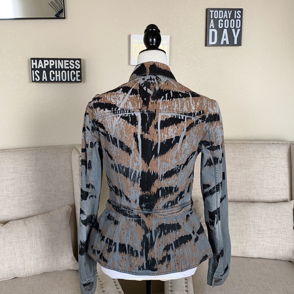 Pierre Balmain Stunning Denim Jacket Size EU30 (XS/S) - Picture 8 of 16